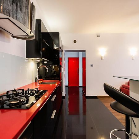 Nowolipki Red Apartment Варшава Екстериор снимка