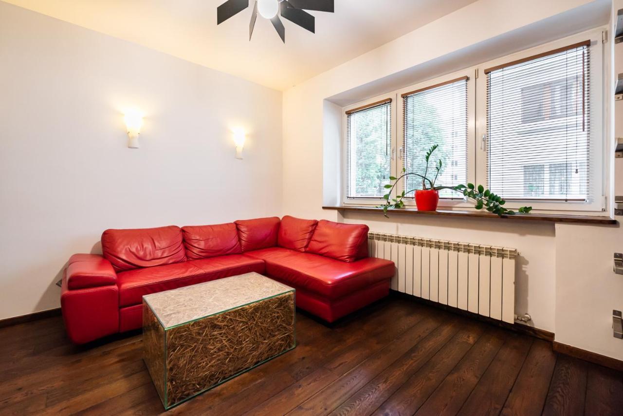 Nowolipki Red Apartment Варшава Екстериор снимка